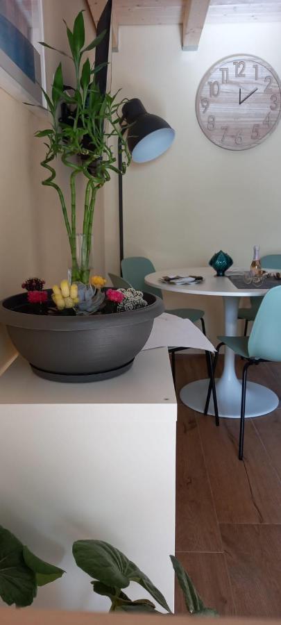 Apartament Lotus Bari Zewnętrze zdjęcie